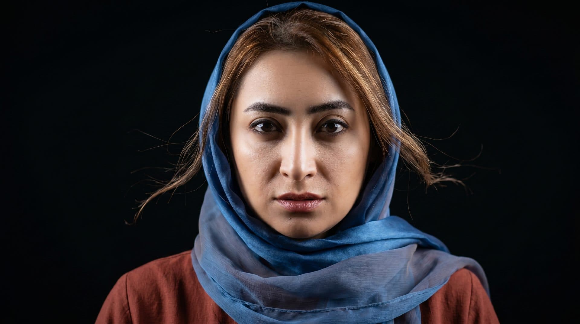 رویا فهیمی — کوچینگ توسعه فردی و استقلال مالی زنان